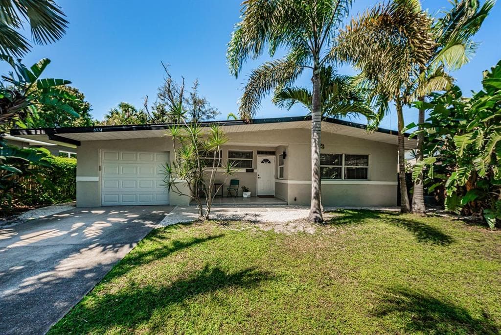 4034 HELENA STREET NE ST PETERSBURG, FL 33703