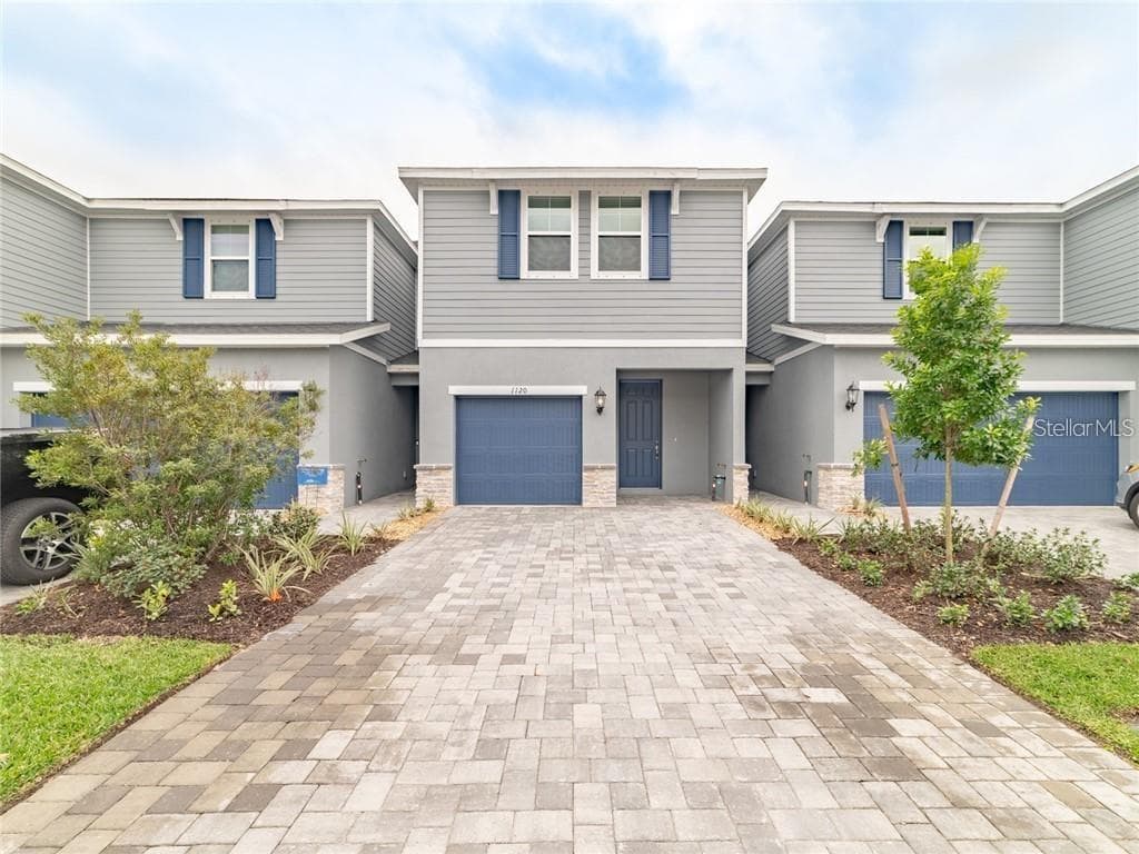 1120 ARBOUR VERDE COURT