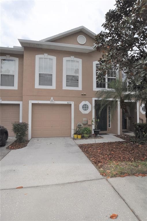 4653 ASHBURN SQUARE DRIVE TAMPA, FL 33610