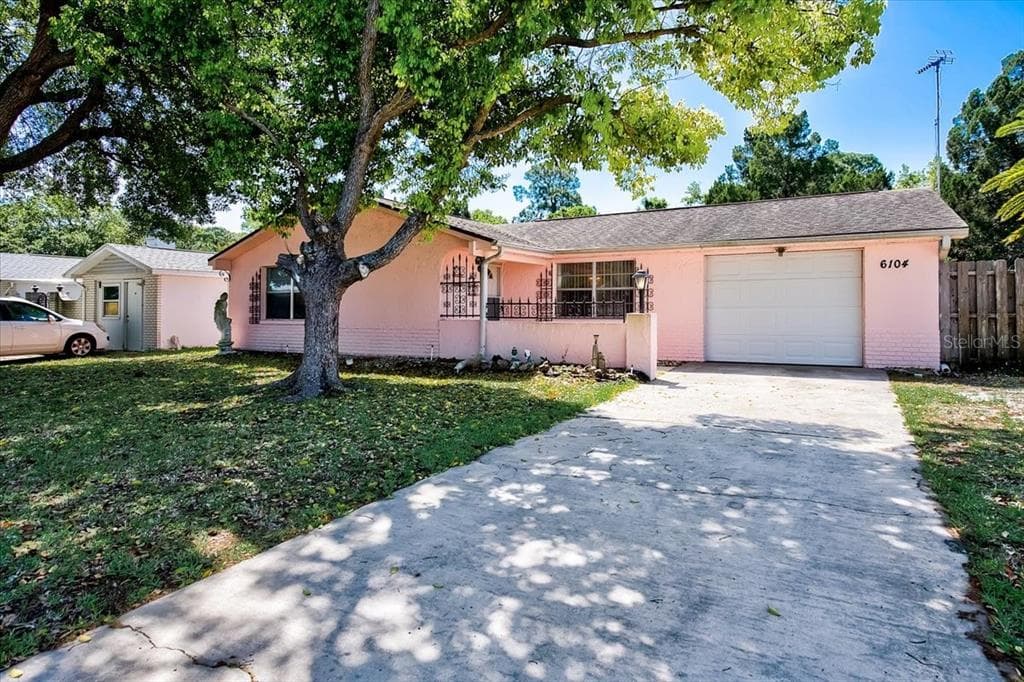 6104 WESTPORT DRIVE PORT RICHEY, FL 34668