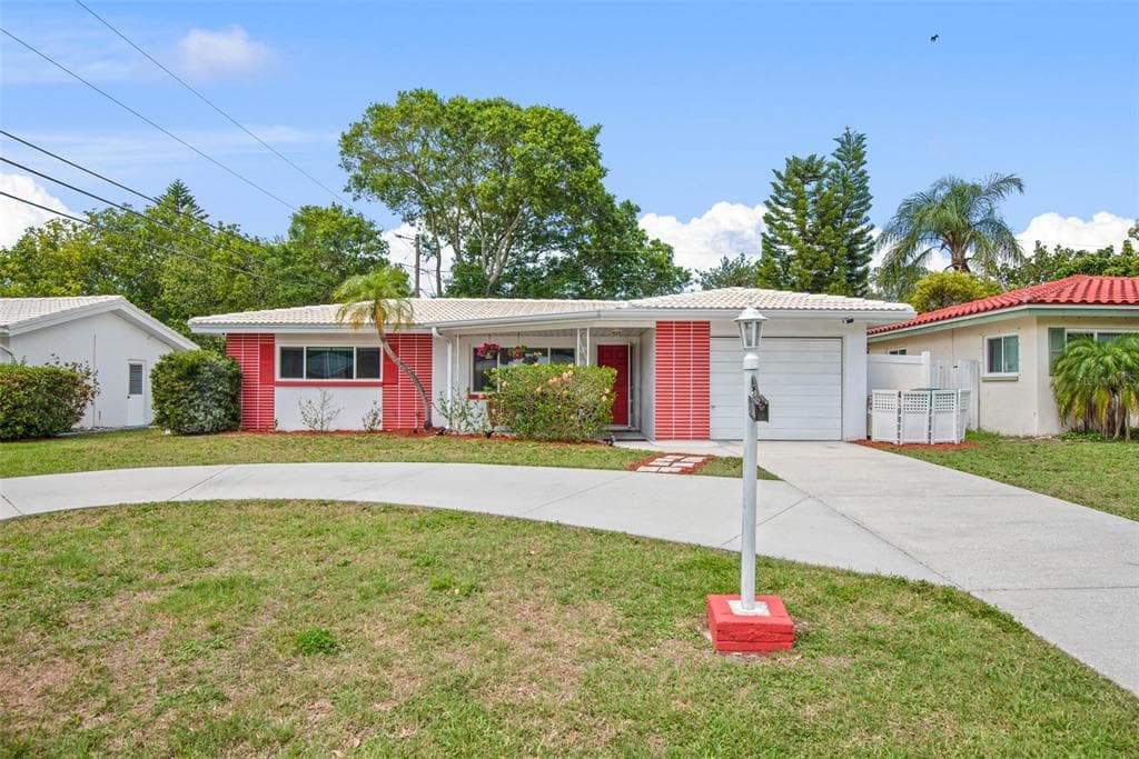 2038 SHADOW LANE CLEARWATER, FL 33763