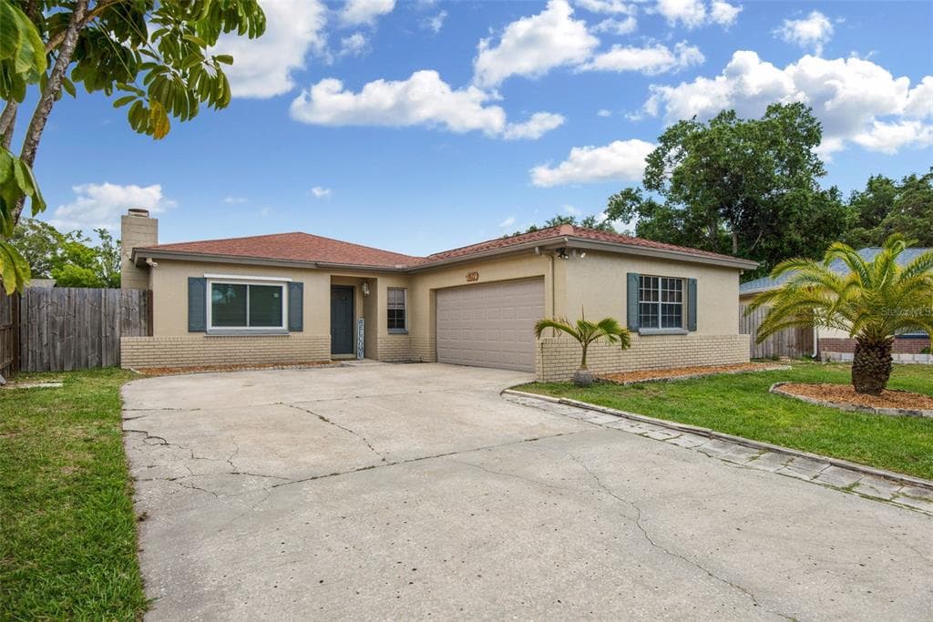 1627 E GROVEHILL ROAD PALM HARBOR, FL 34683
