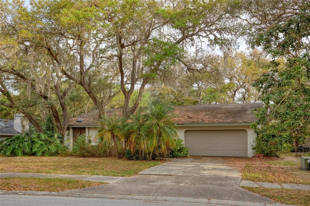 60 BAY WOODS DRIVE SAFETY HARBOR, FL 34695