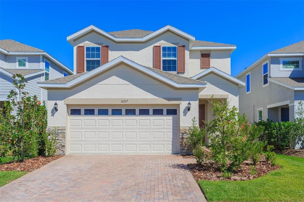 6217 VOYAGERS PLACE APOLLO BEACH, FL 33572