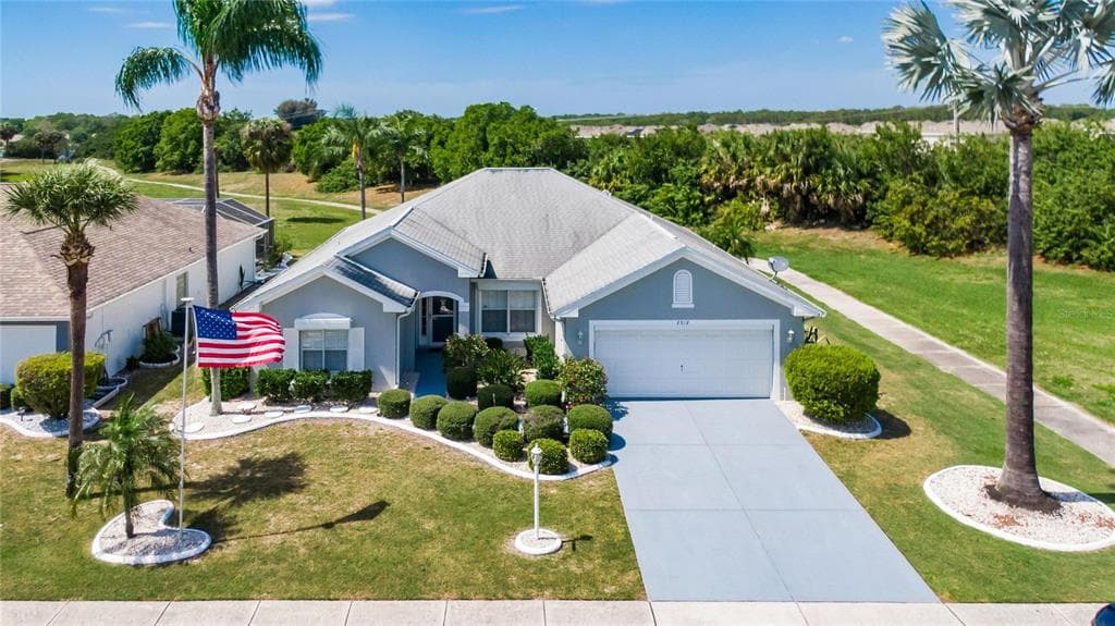 2512 RUNNINGBROOKE WAY SUN CITY CENTER, FL 33573