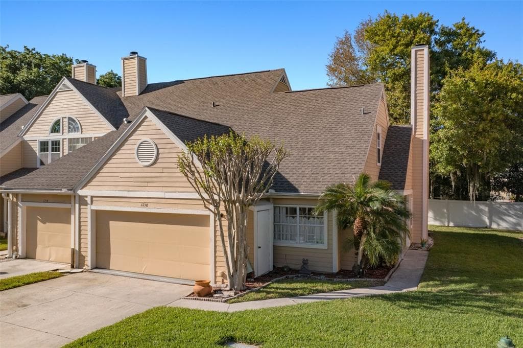 1216 BIG PINE DRIVE UNIT 1216 VALRICO, FL 33596