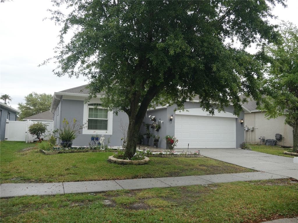 10324 GOLDENBROOK WAY