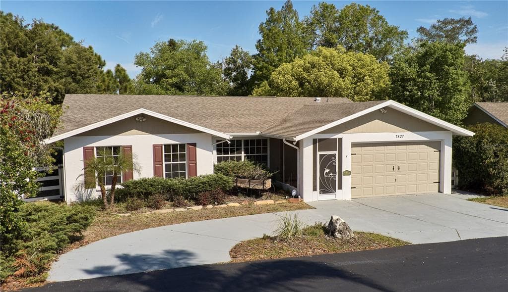 7827 LEIGHTON CIRCLE NEW PORT RICHEY, FL 34654