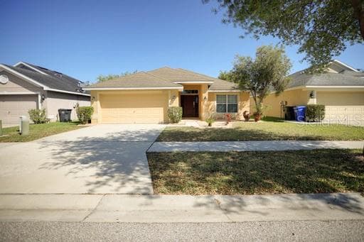 10739 STANDING STONE DRIVE WIMAUMA, FL 33598