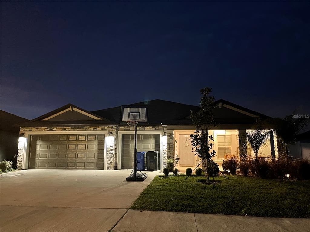 13567 WILLOW BLUESTAR LOOP RIVERVIEW, FL 33579