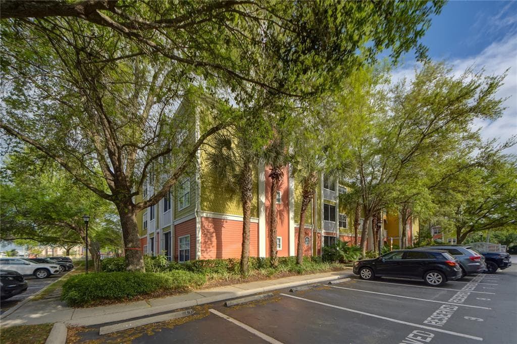 4207 S DALE MABRY HIGHWAY UNIT 1302 TAMPA, FL 33611