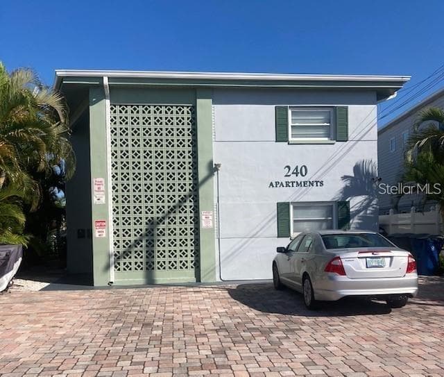 240 115TH AVENUE UNIT 3 TREASURE ISLAND, FL 33706