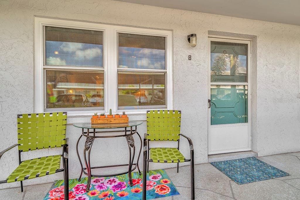 5297 81ST LANE N UNIT 8 ST PETERSBURG, FL 33709