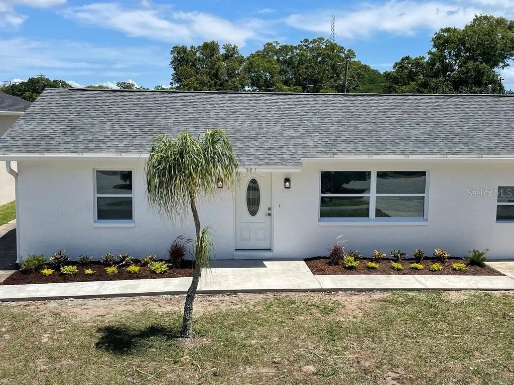 521 VIRGINIA LANE