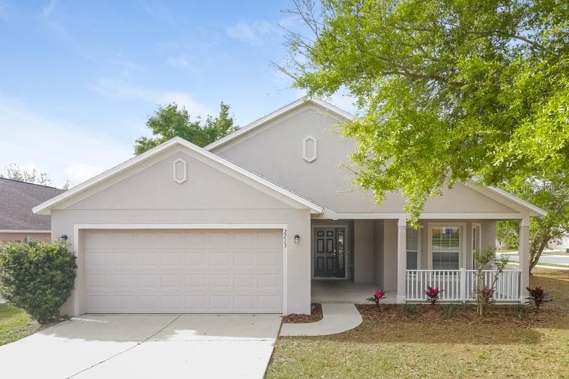 2213 MERRY ROAD TAVARES, FL 32778