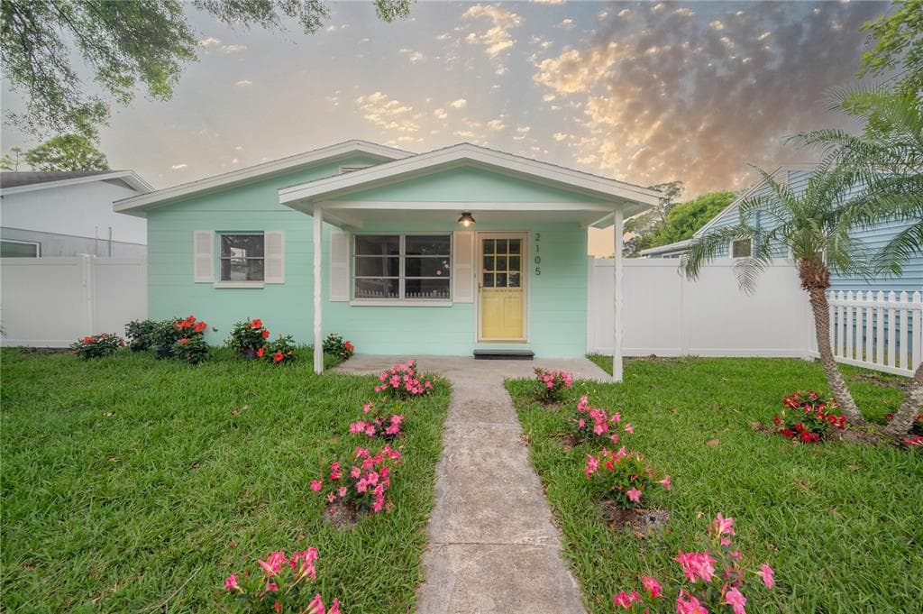 2105 52ND STREET S GULFPORT, FL 33707