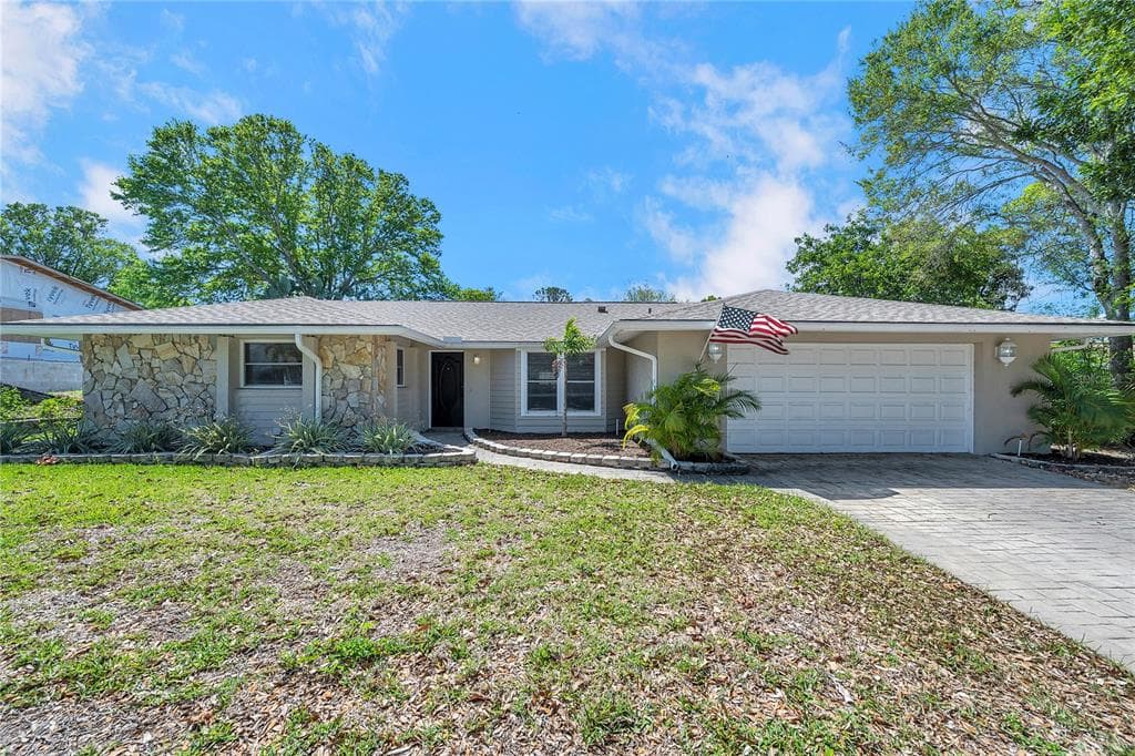 1105 PEPPERIDGE DRIVE PALM HARBOR, FL 34683