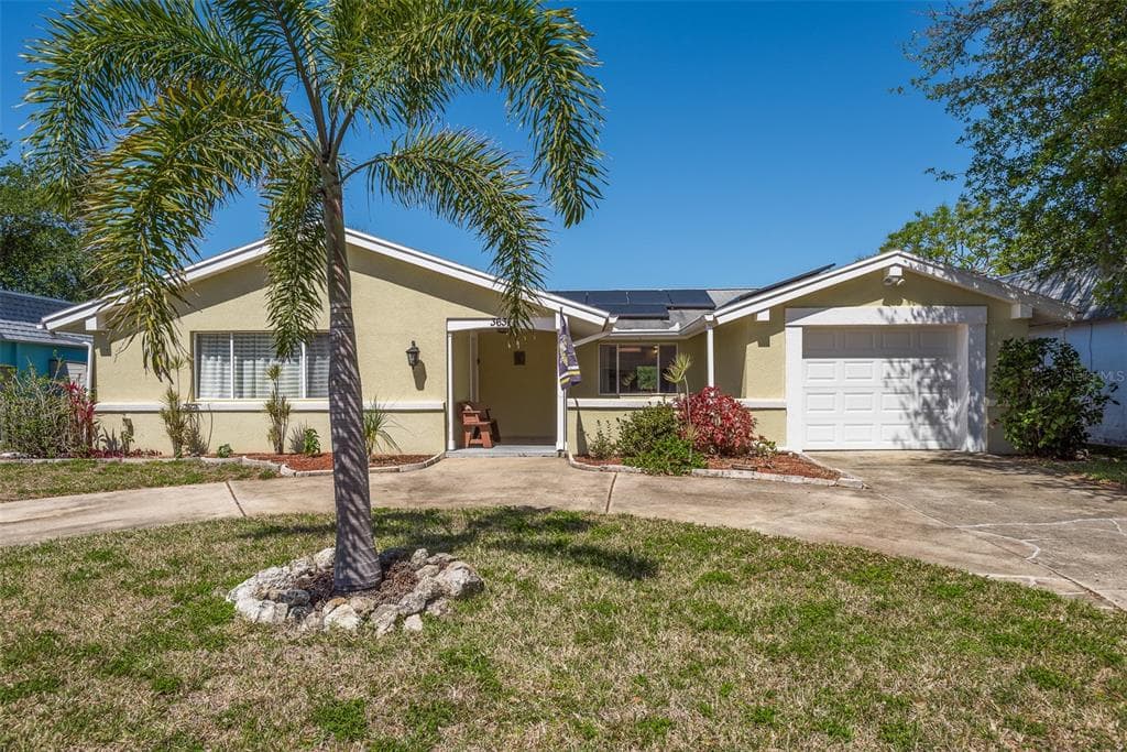 3631 GRAYTON DRIVE NEW PORT RICHEY, FL 34652