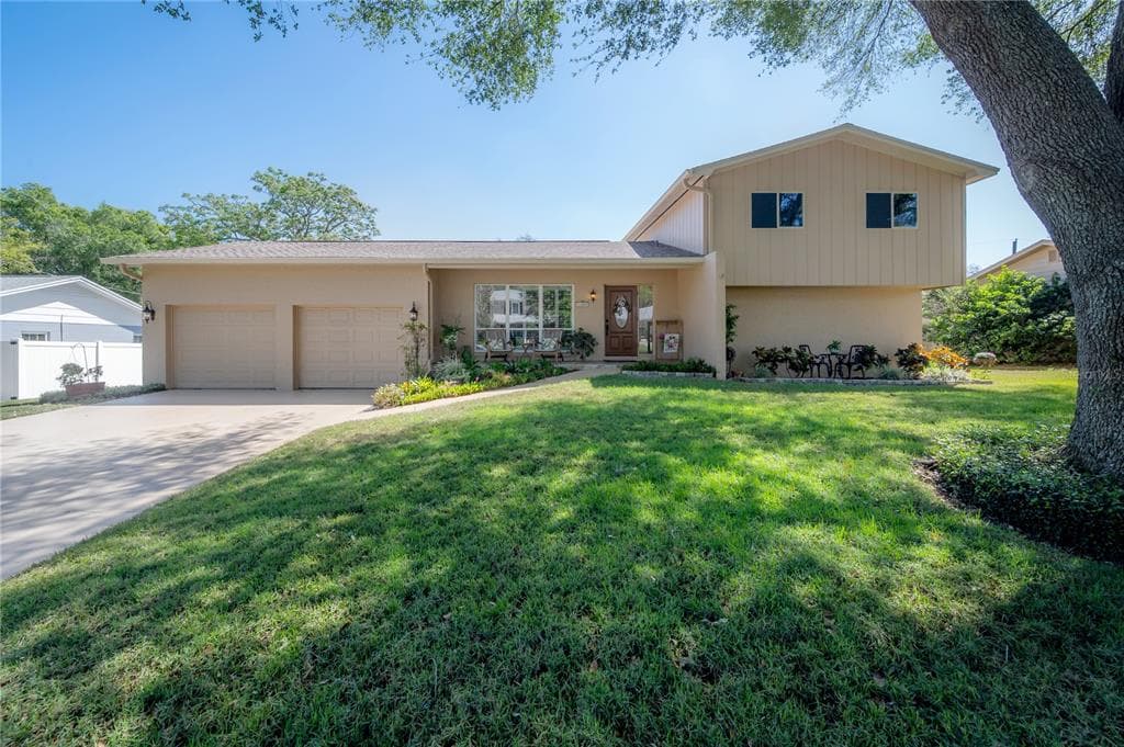 11005 KEWANEE DRIVE TEMPLE TERRACE, FL 33617
