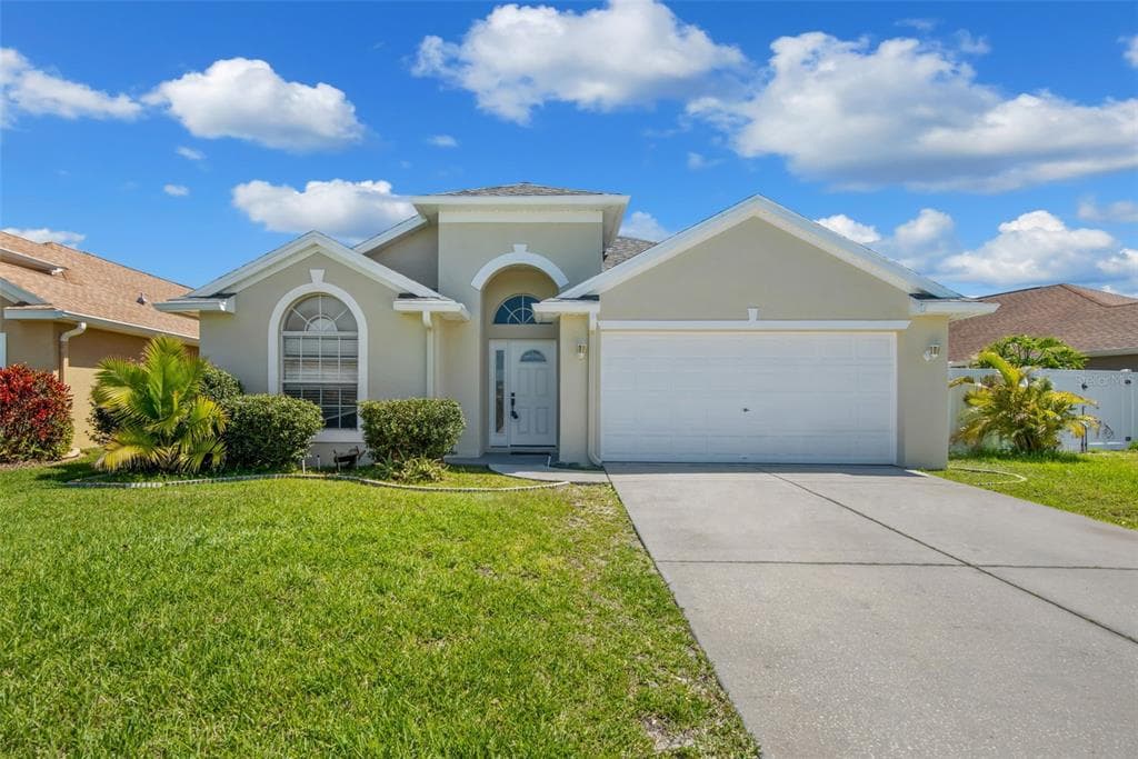 2402 INDIAN KEY DRIVE HOLIDAY, FL 34691