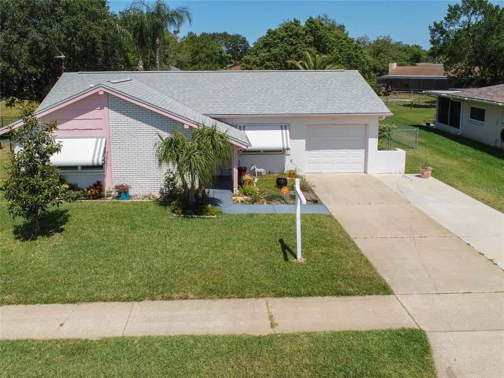 8603 STONEHEDGE WAY HUDSON, FL 34667