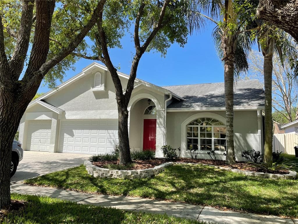17708 HAMPSHIRE OAK DRIVE TAMPA, FL 33647