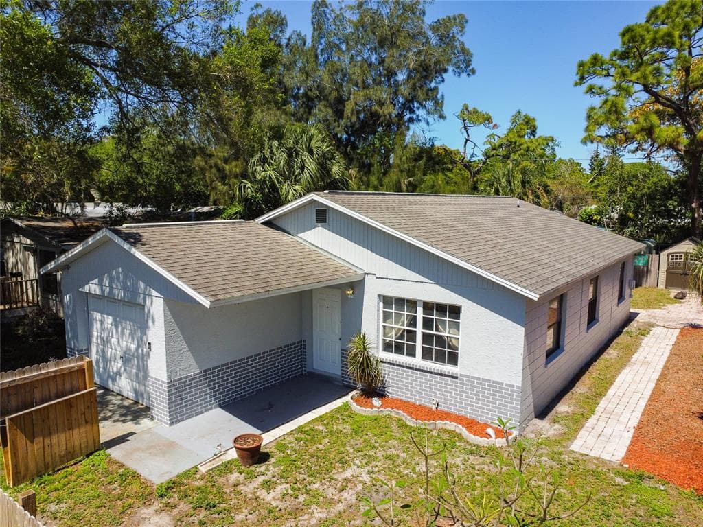 6707 49TH AVENUE N ST PETERSBURG, FL 33709
