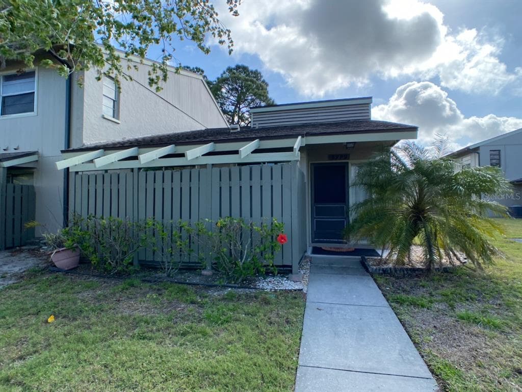 5779 SUMMERSIDE LANE UNIT 1A SARASOTA, FL 34231
