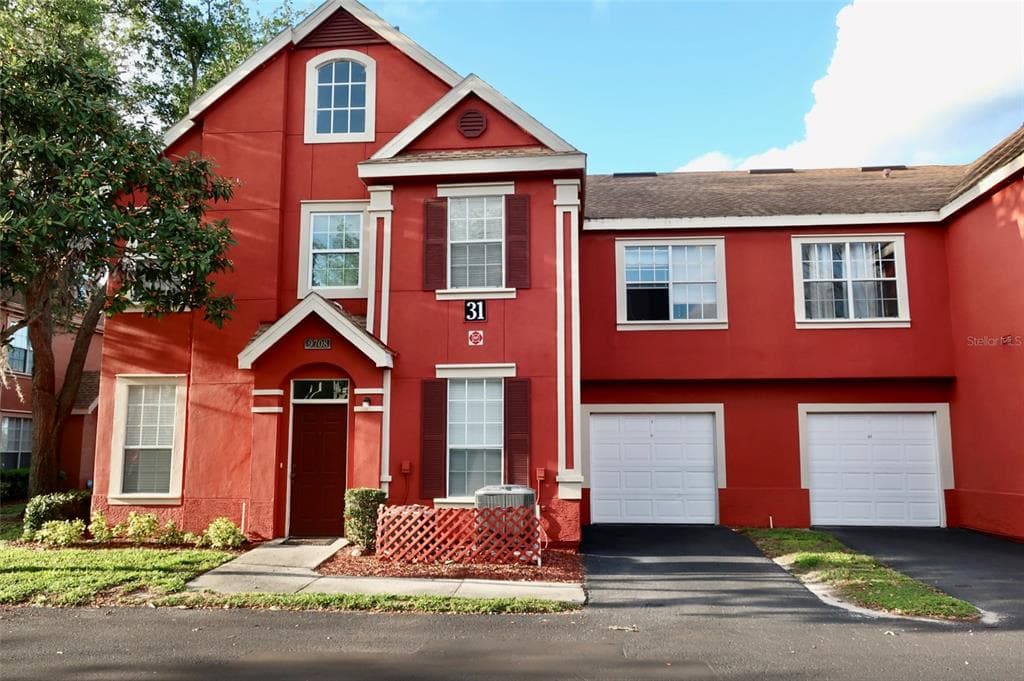 9702 LAKE CHASE ISLAND WAY TAMPA, FL 33626