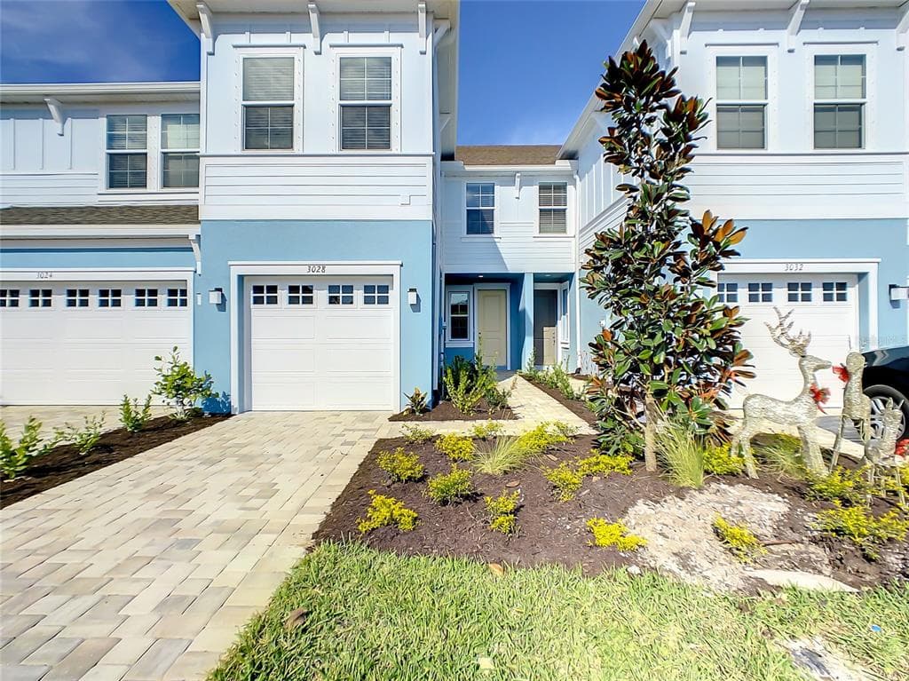 3028 VIA SIENNA CIRCLE SARASOTA, FL 34243