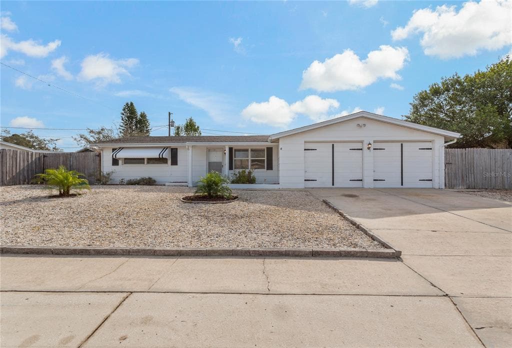 1516 SAPLIN DRIVE HOLIDAY, FL 34690