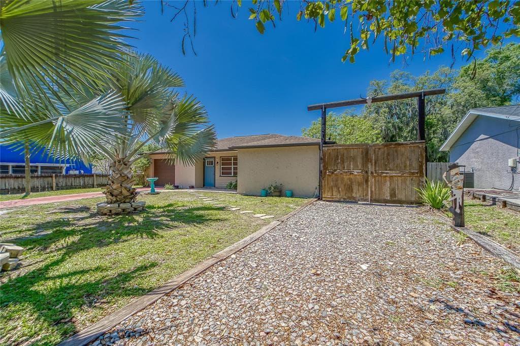 210 N MILLER ROAD VALRICO, FL 33594
