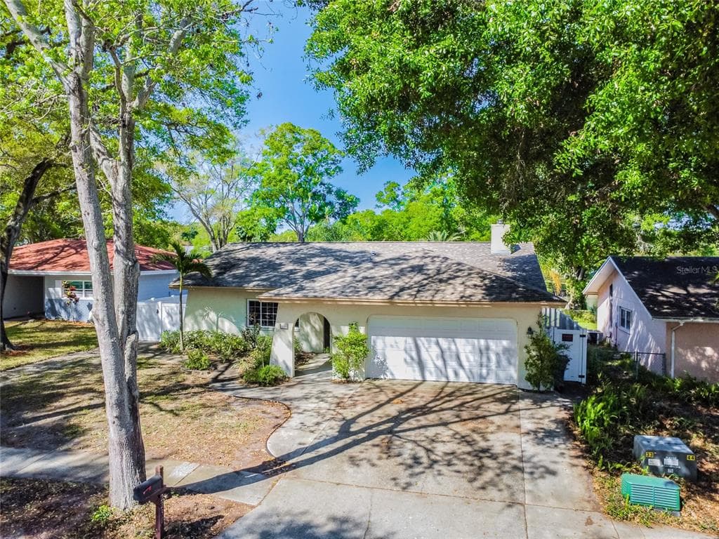 2230 ORANGESIDE ROAD PALM HARBOR, FL 34683