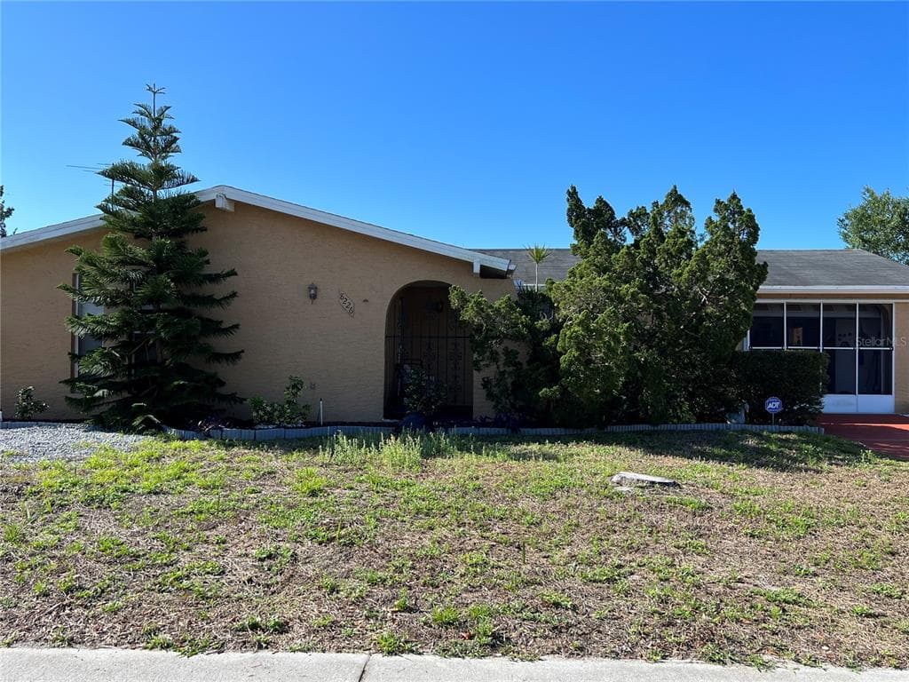 8226 MEDFORD DR PORT RICHEY, FL 34668