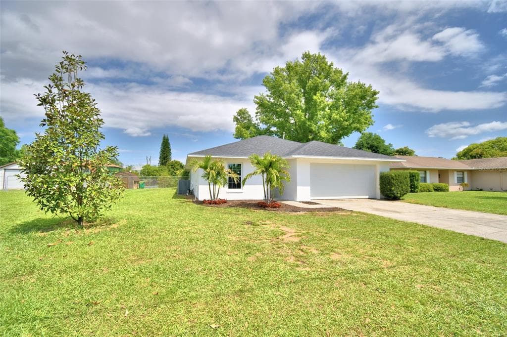 707 E FREDERICK AVENUE DUNDEE, FL 33838