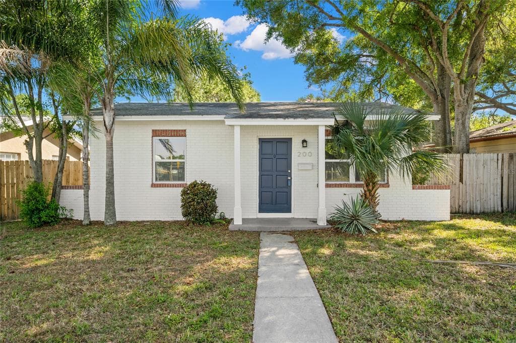 200 45TH AVENUE N ST PETERSBURG, FL 33703