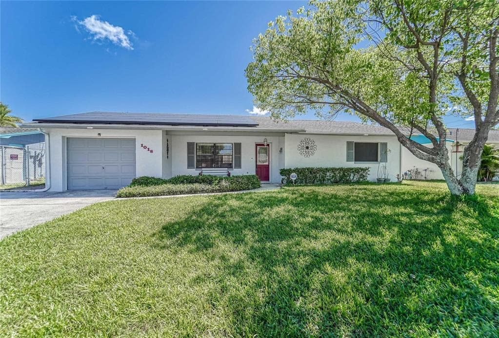 1018 MAYBURY DRIVE HOLIDAY, FL 34691