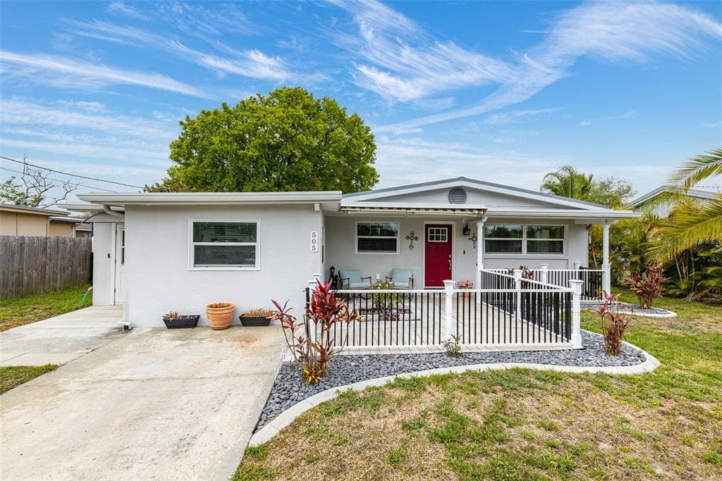 505 FIREFLY LANE APOLLO BEACH, FL 33572