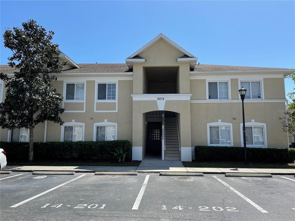 6414 CYPRESSDALE DRIVE UNIT 201 RIVERVIEW, FL 33578
