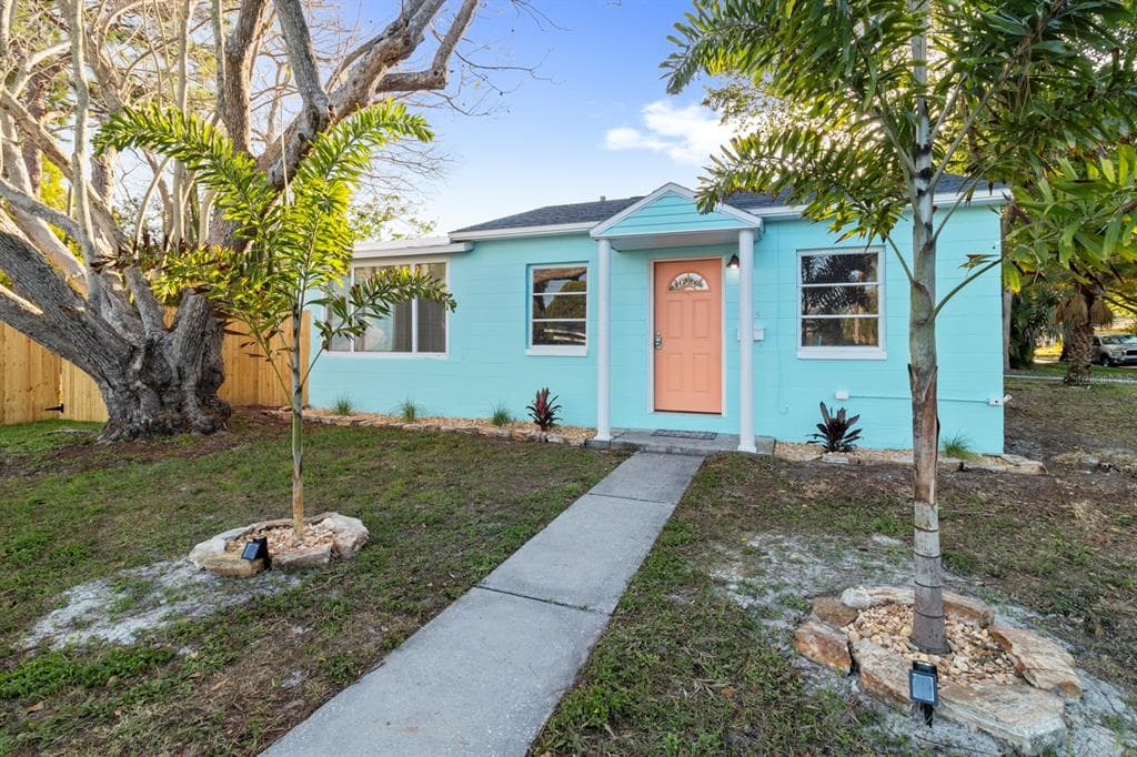 405 56TH STREET N ST PETERSBURG, FL 33710