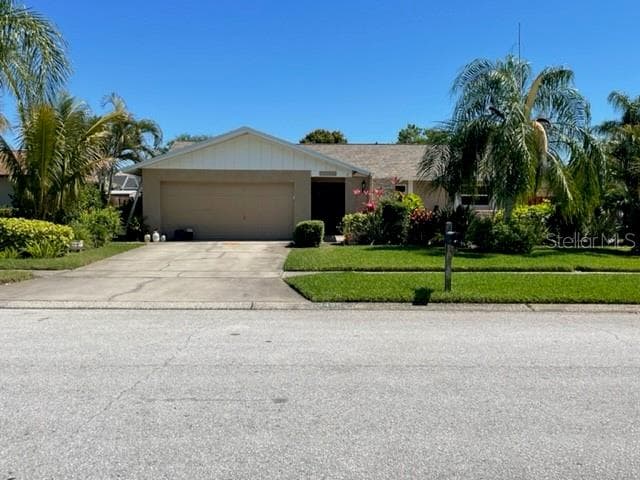 2425 TIMBERCREST CIRCLE W CLEARWATER, FL 33763