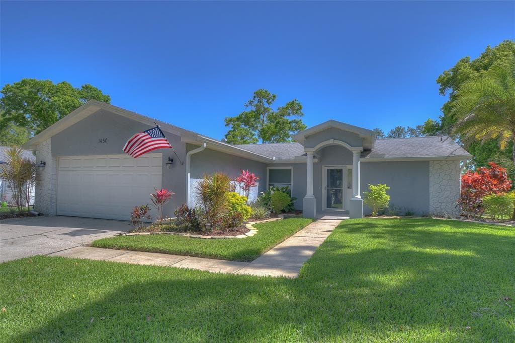 1450 QUEEN ANNE BOULEVARD PALM HARBOR, FL 34684