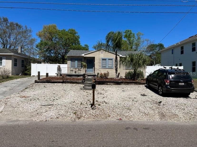 1919 W GRACE STREET TAMPA, FL 33607