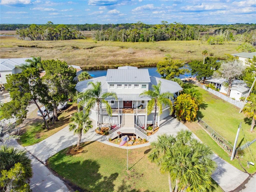 5285 TROPICAL POINT