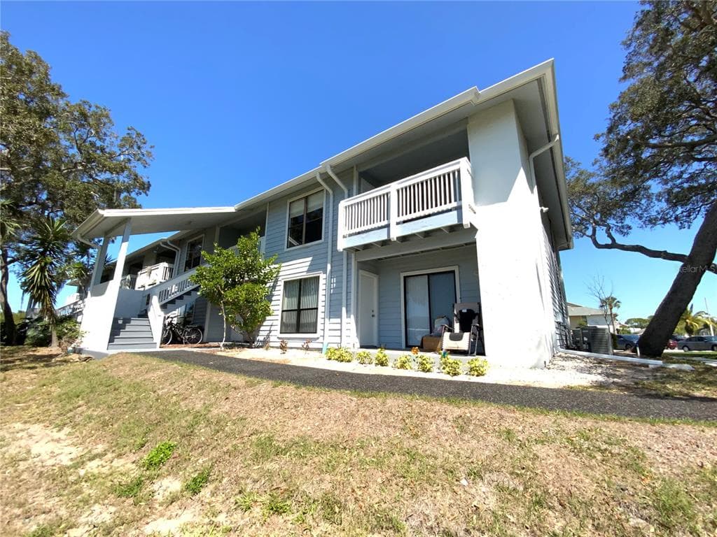 455 ALT 19 S UNIT 240 PALM HARBOR, FL 34683