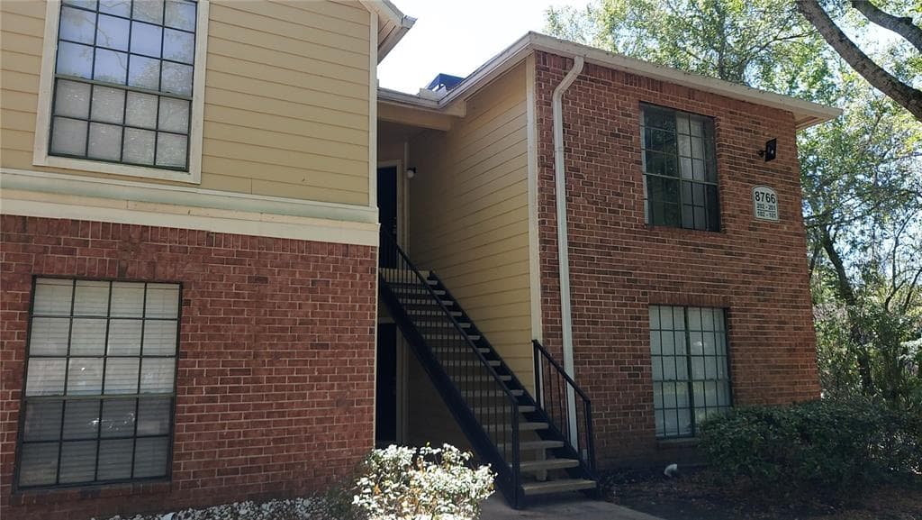 8766 MALLARD RESERVE DRIVE UNIT 101 TAMPA, FL 33614