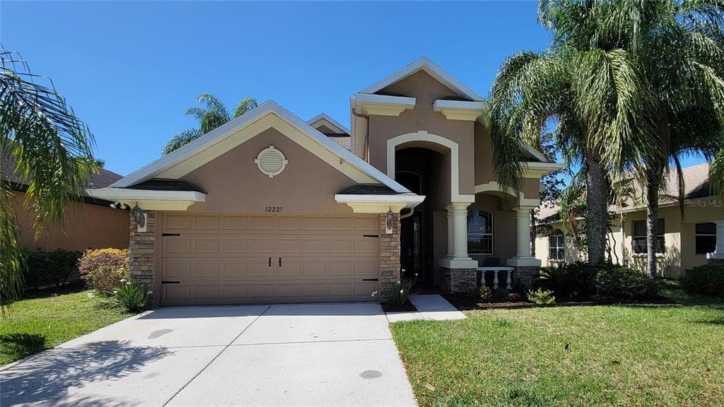 12227 OAK RAMBLE DRIVE SPRING HILL, FL 34610