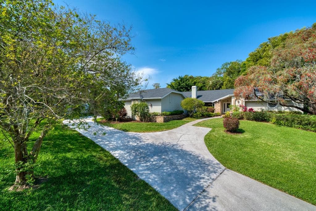 2324 ASHFORD COURT DUNEDIN, FL 34698