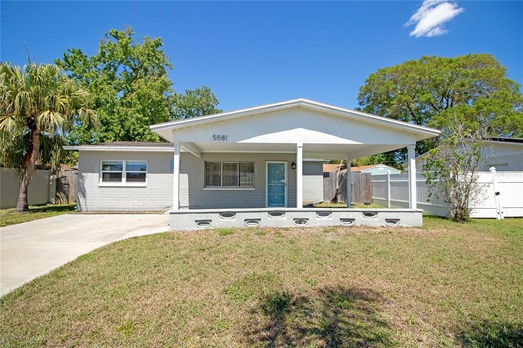 5581 96TH TERRACE N PINELLAS PARK, FL 33782