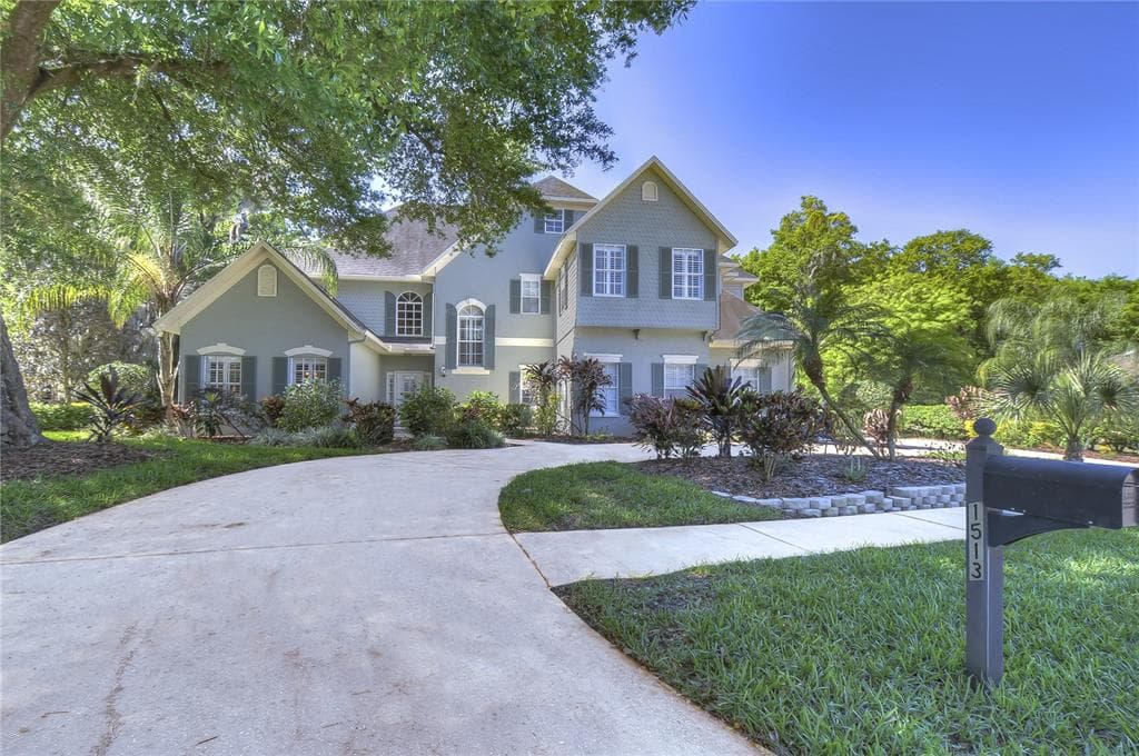 1513 FOX HILL PLACE VALRICO, FL 33596